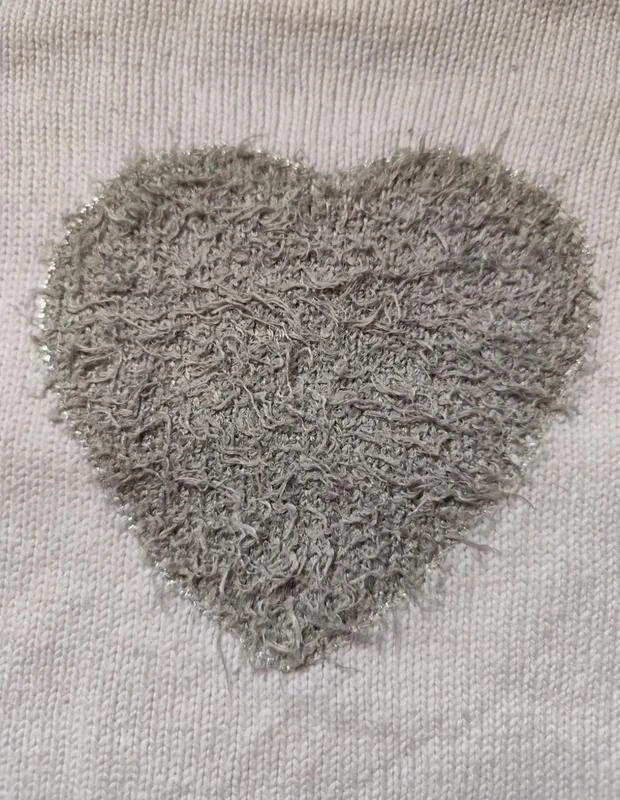 White sweater with heart 🦄 Size 4 years 🦄 Okaidi – photo 5
